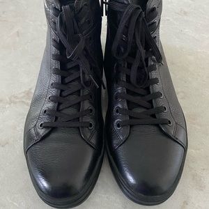 Kenneth Cole "Brand" High Top Sneaker 10.5